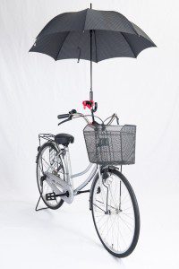 自転車の傘で違反するとどうなる？取締や罰金を逃れる方法は？ 1